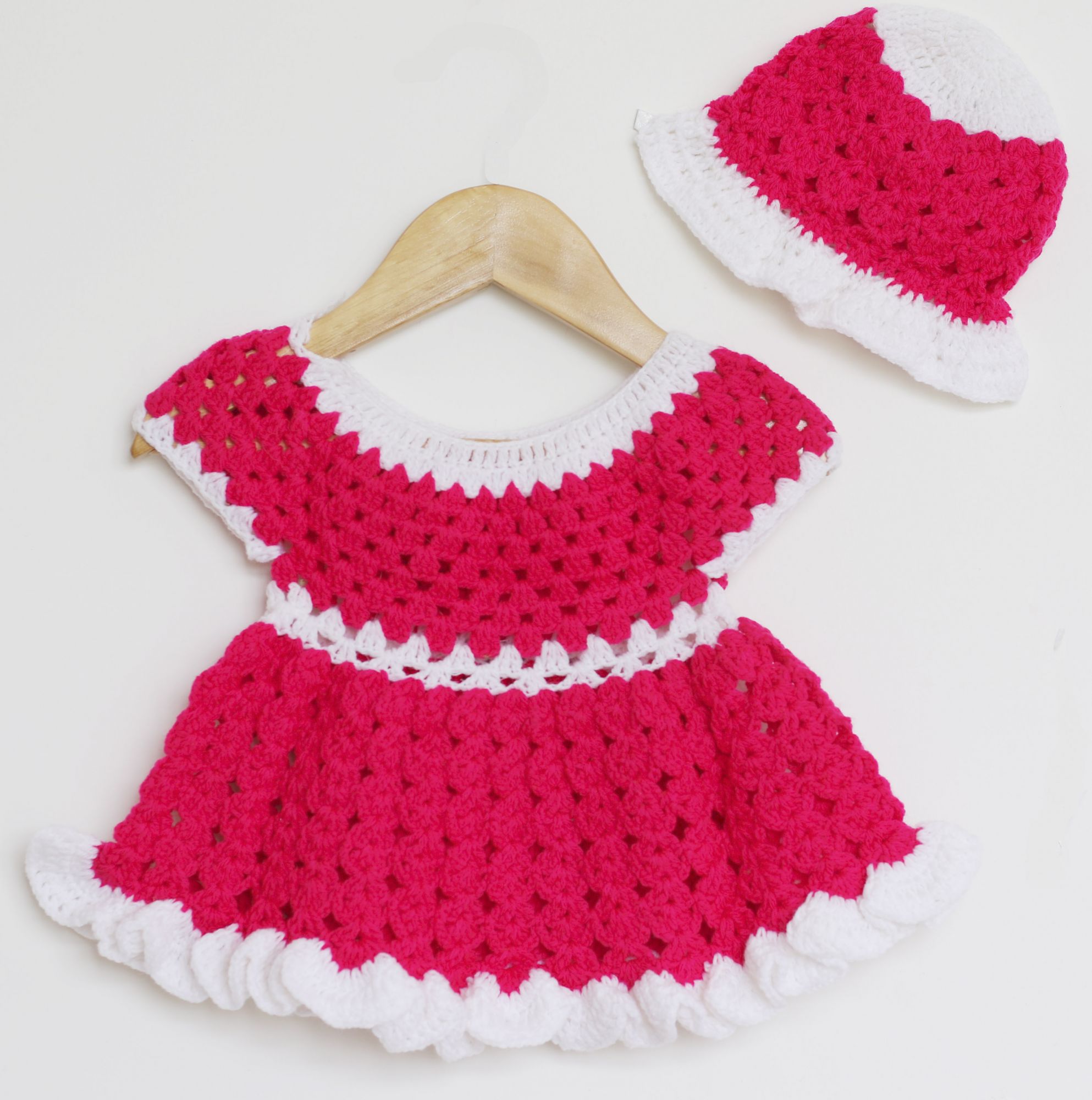Woonie Handmade Woolen Pink Frock Set for Girls