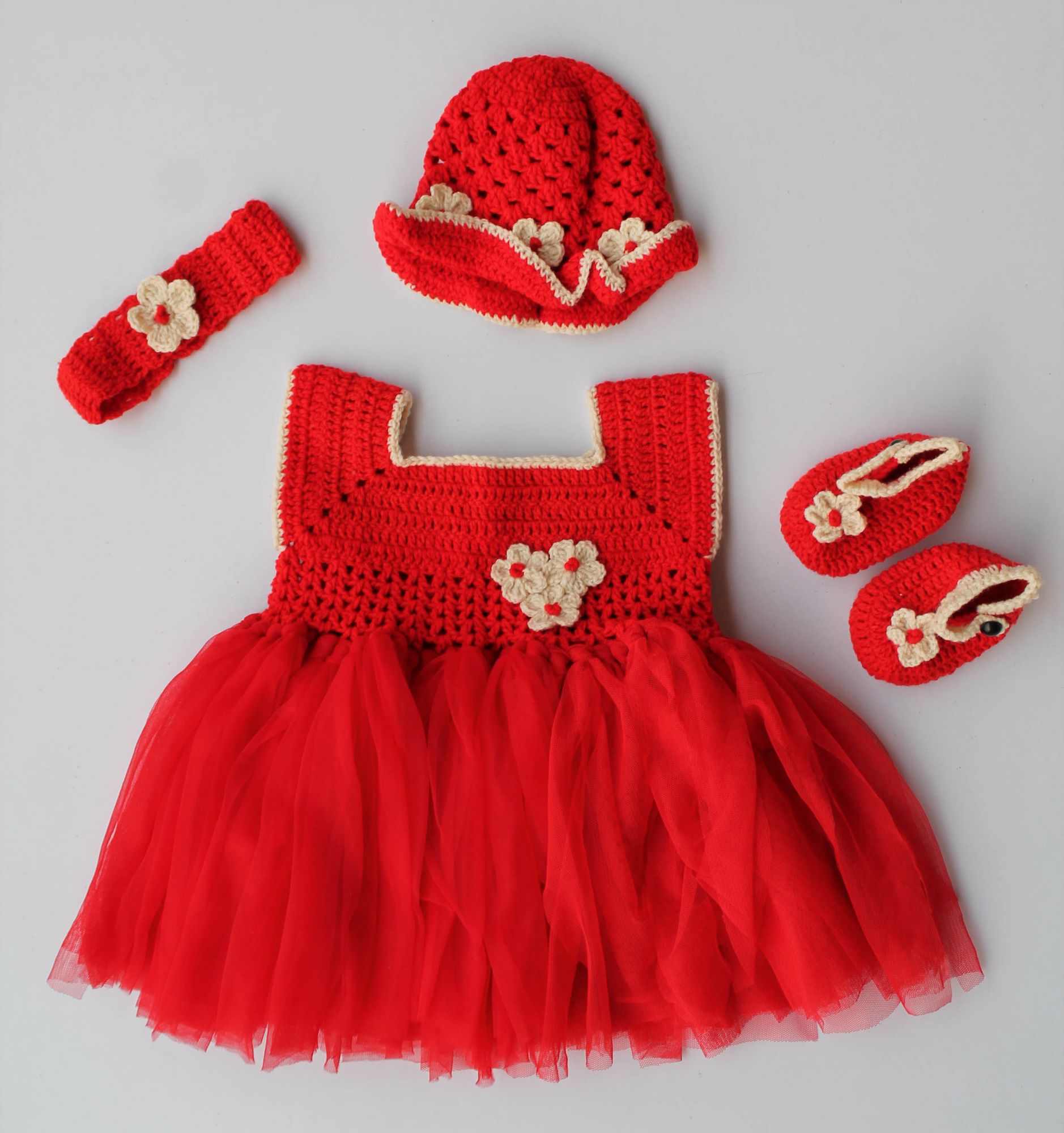 Woonie Sleeveless Flower Knit Handmade Dress With Cap & Booties - Red