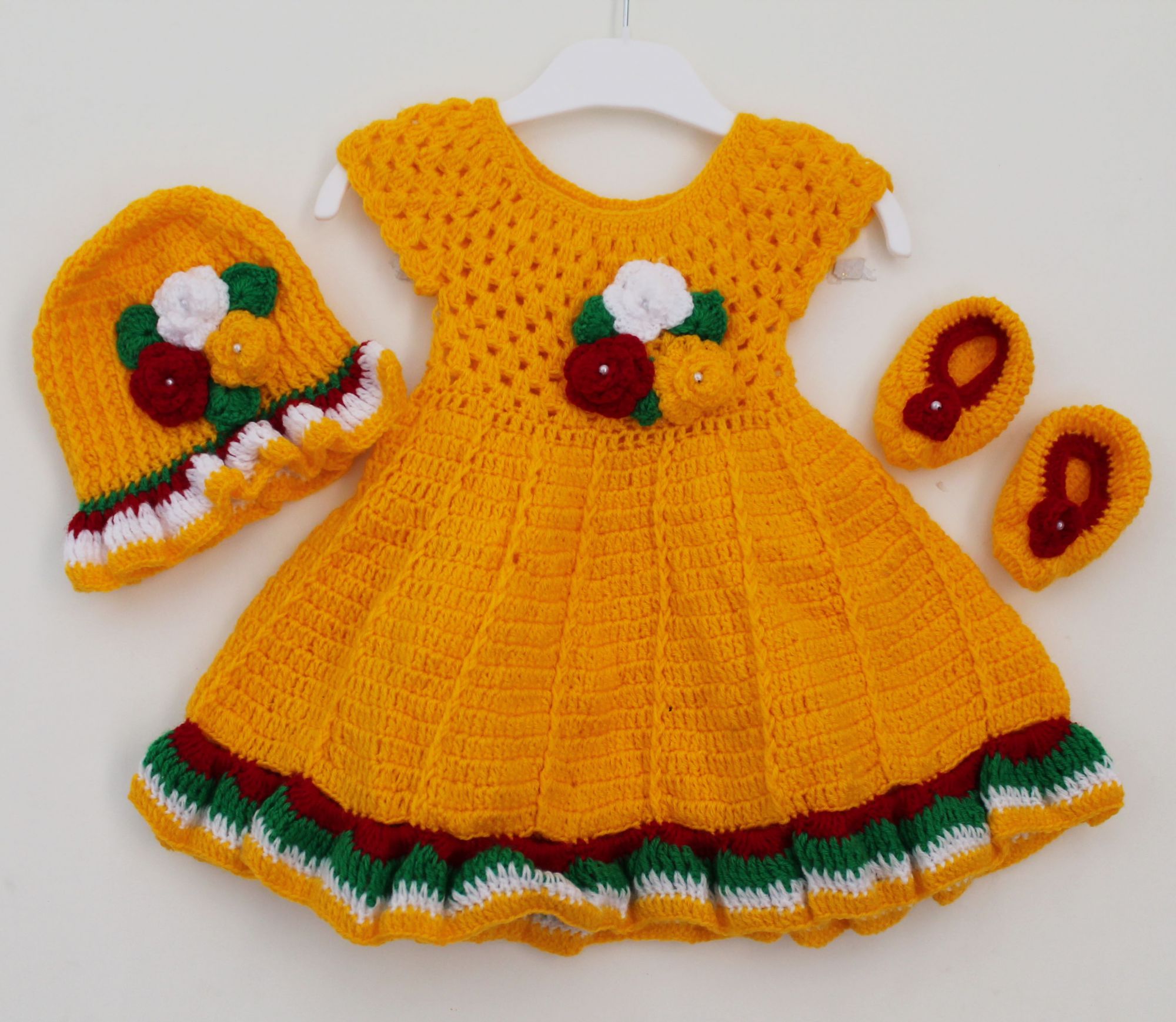 Woonie Flower Applique Sleeveless Dress With Cap & Booties - Yellow