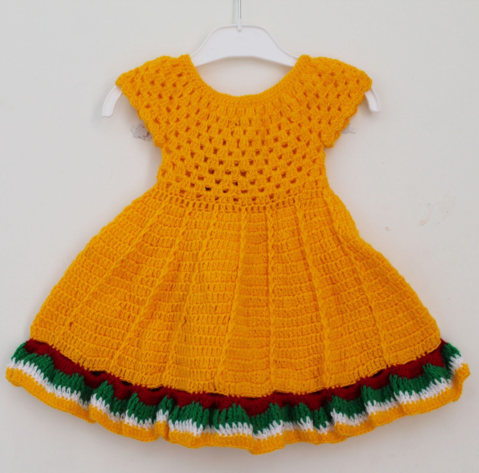 Woonie Flower Applique Sleeveless Dress With Cap & Booties - Yellow