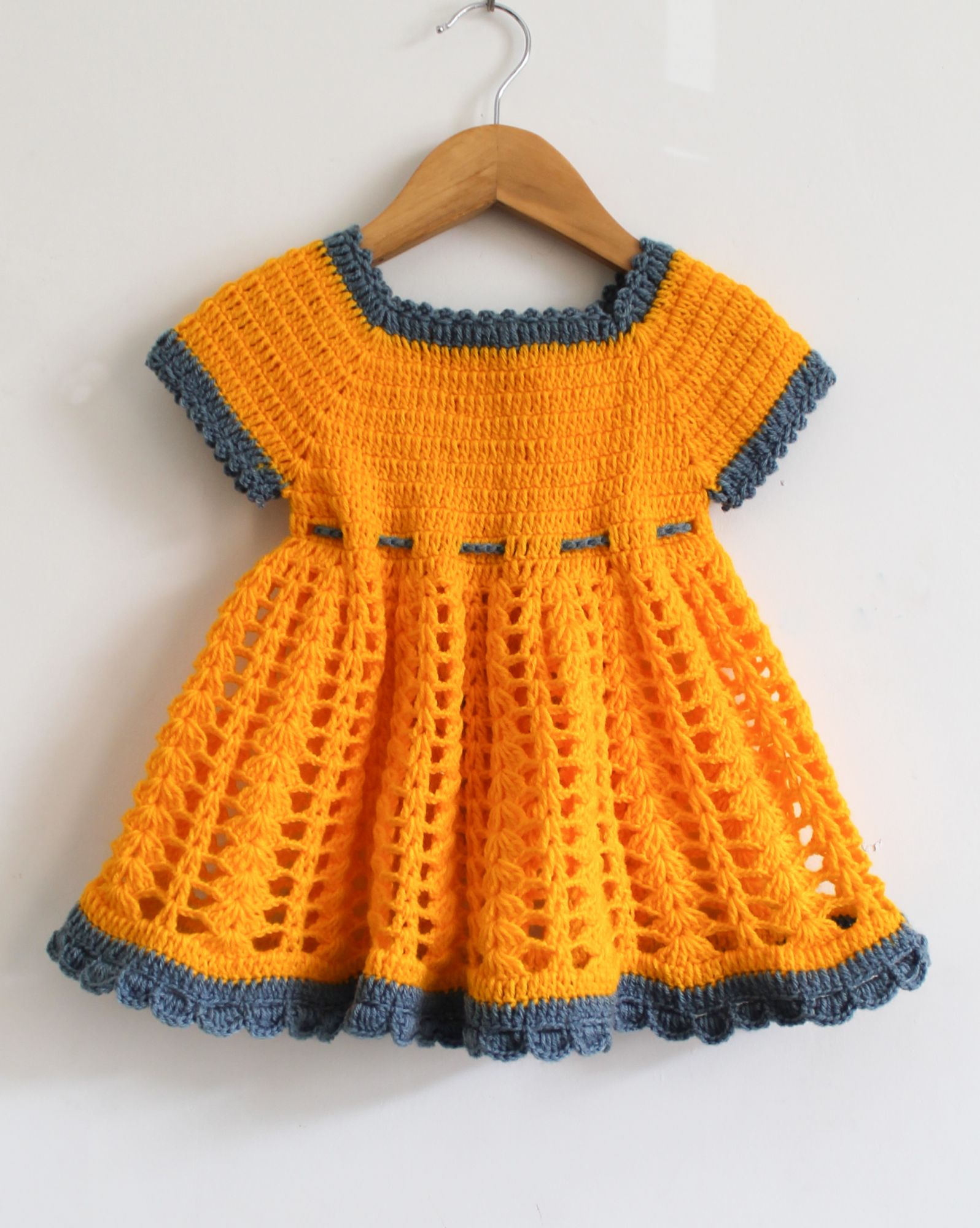 Woonie Short Sleeves Floral Design Handmade Dress - Orange