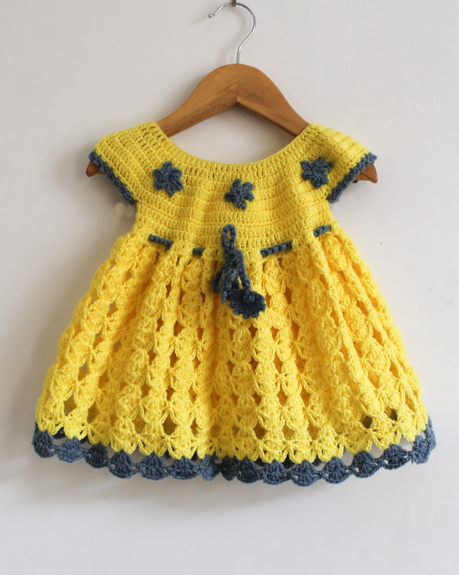 Woonie Short Sleeves Floral Design Handmade Dress - Yellow