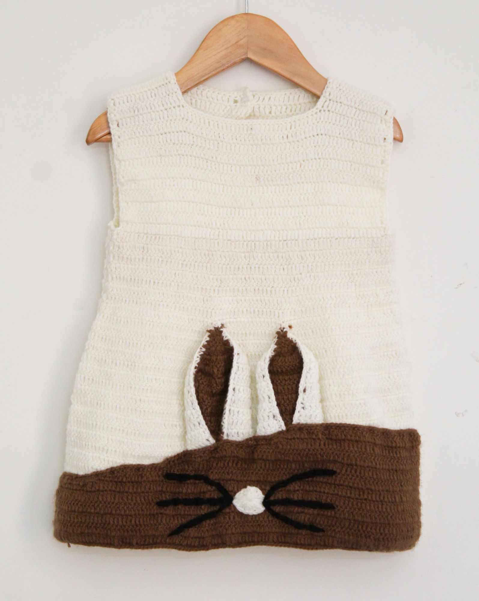 Woonie Sleeveless Bunny Design Handmade Dress - Cream