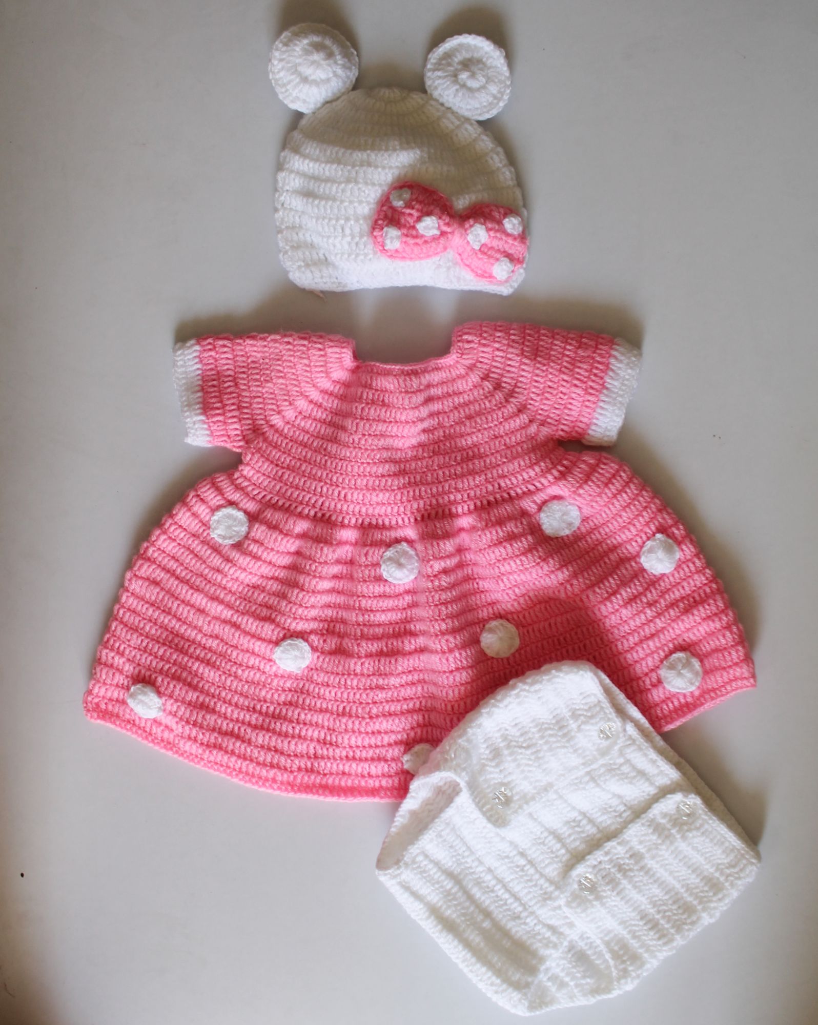 Woonie Half Sleeves Polka Dots Design Handmade Dress With Cap & Bloomer - Pink