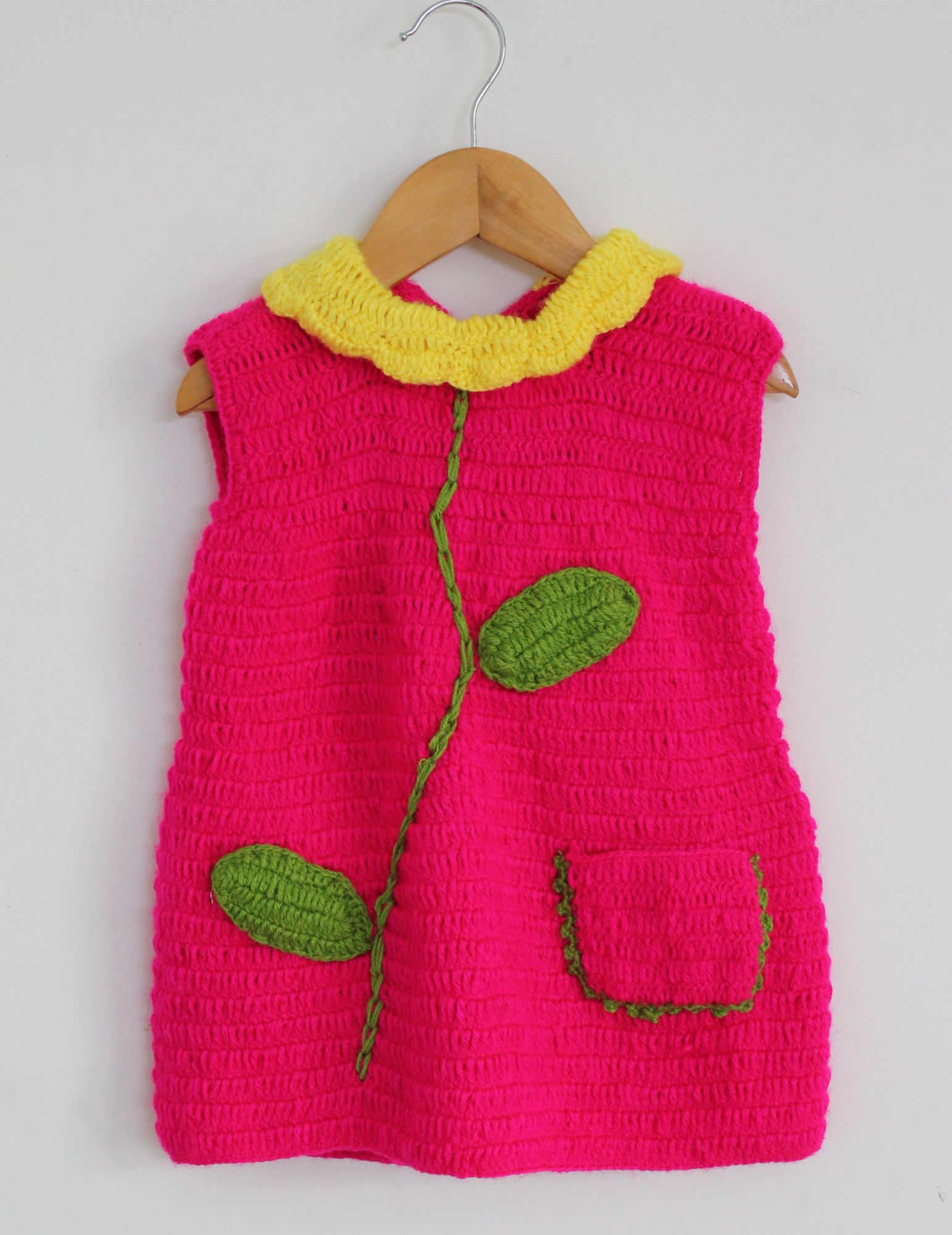 Woonie Sleeveless Leaves Detailing Dress - Pink