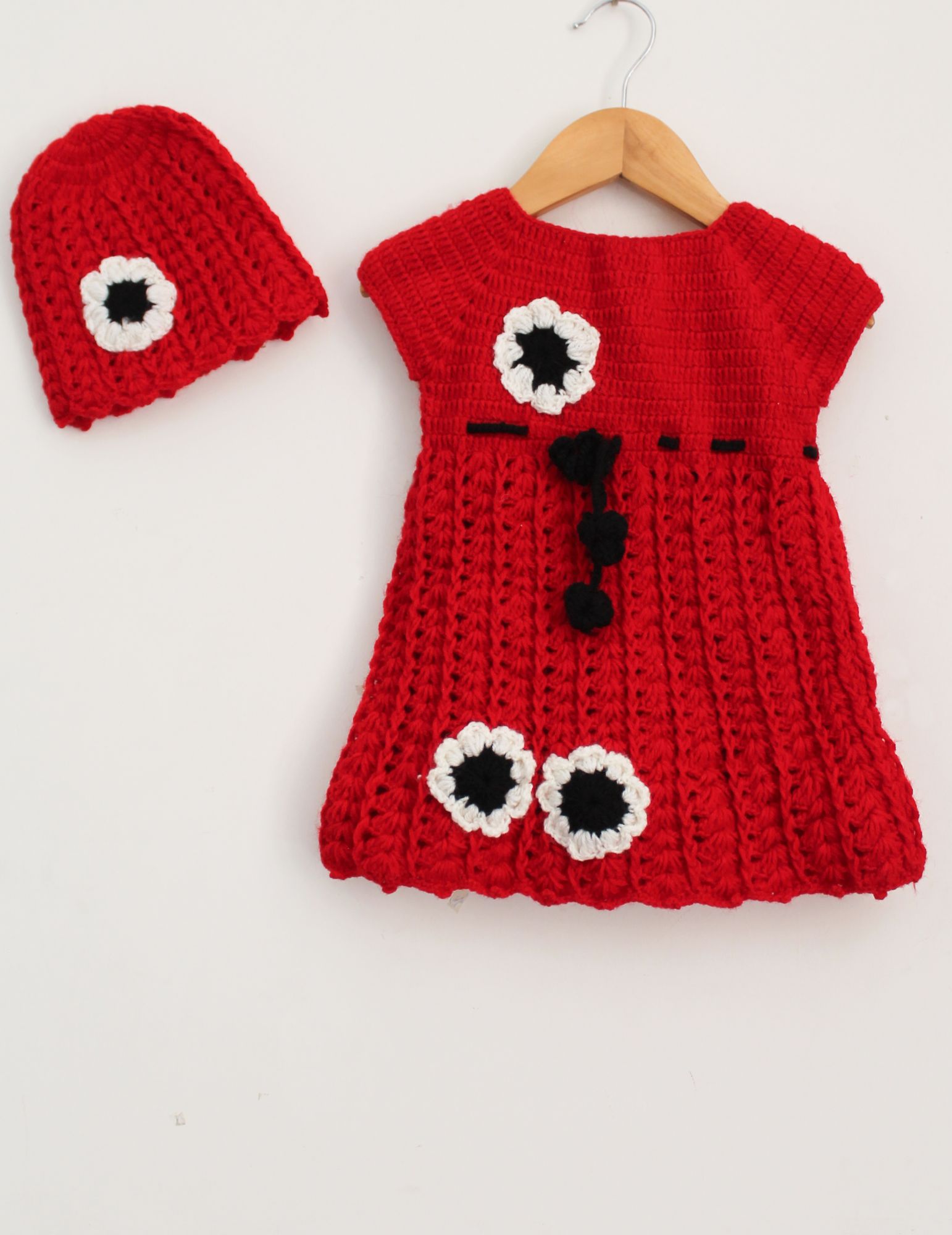 Woonie Short Sleeves Floral Design Handmade Dress With Cap - Red