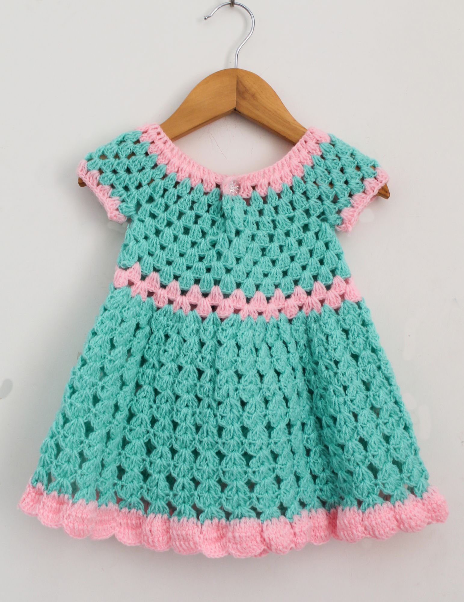 Woonie Short Sleeves Floral Design Handmade Dress With Cap - Green