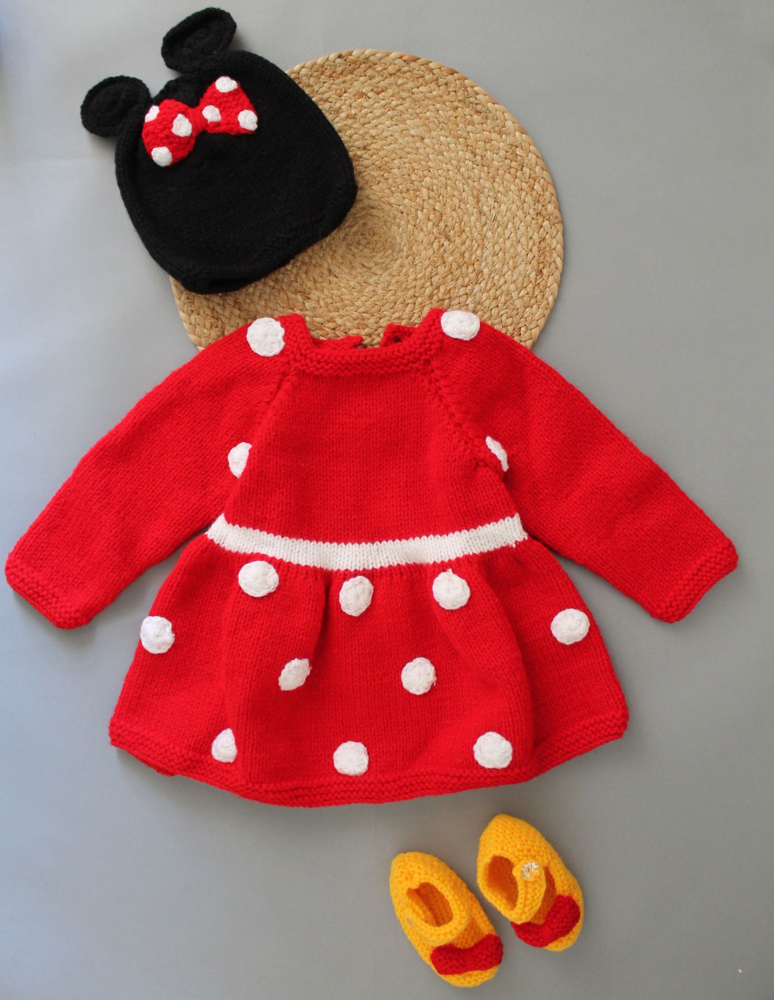 Woonie Handmade Knitted Full Sleeves Polka Dot Frock Set With Cap & Booties
