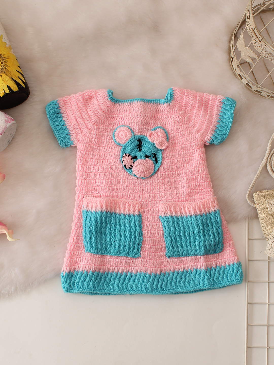 Woonie Short Sleeves Bear Crochet Midi Dress - Pink