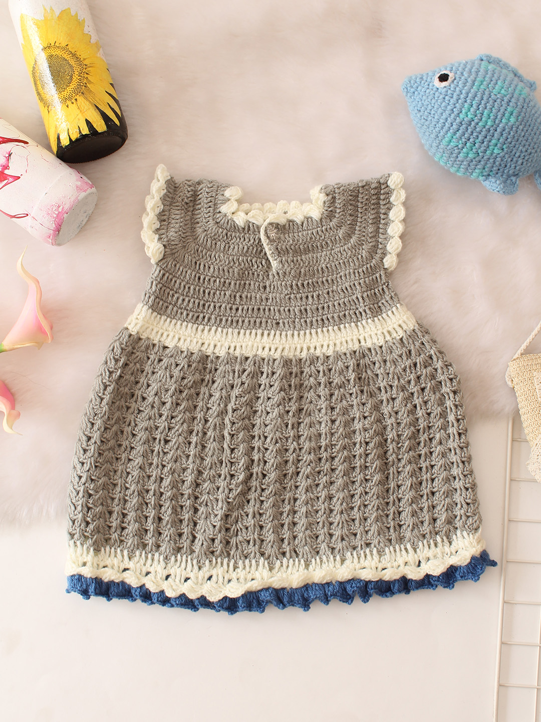 Woonie Sleeveless Floral Designed Crochet Dress - Grey
