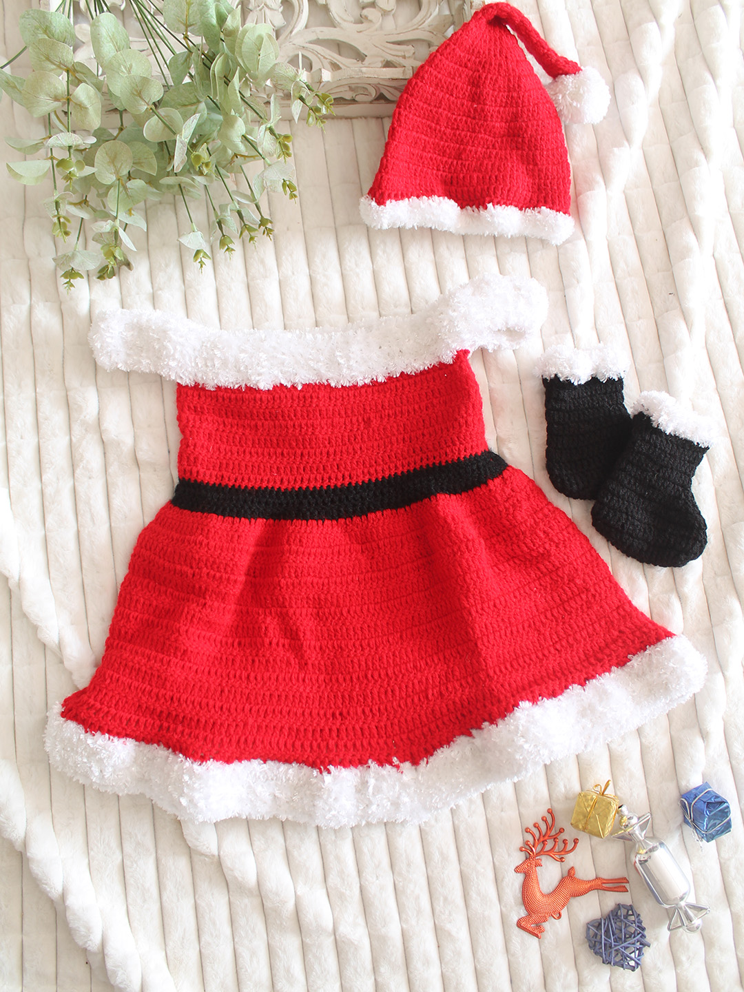 Woonie Hand Knitted Sleeveless Self Designed Frock with Matching Cap & Booties - Red