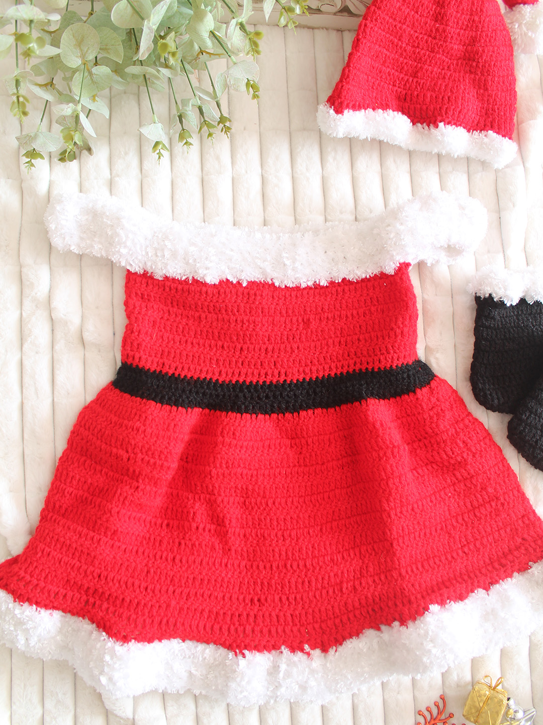 Woonie Hand Knitted Sleeveless Self Designed Frock with Matching Cap & Booties - Red