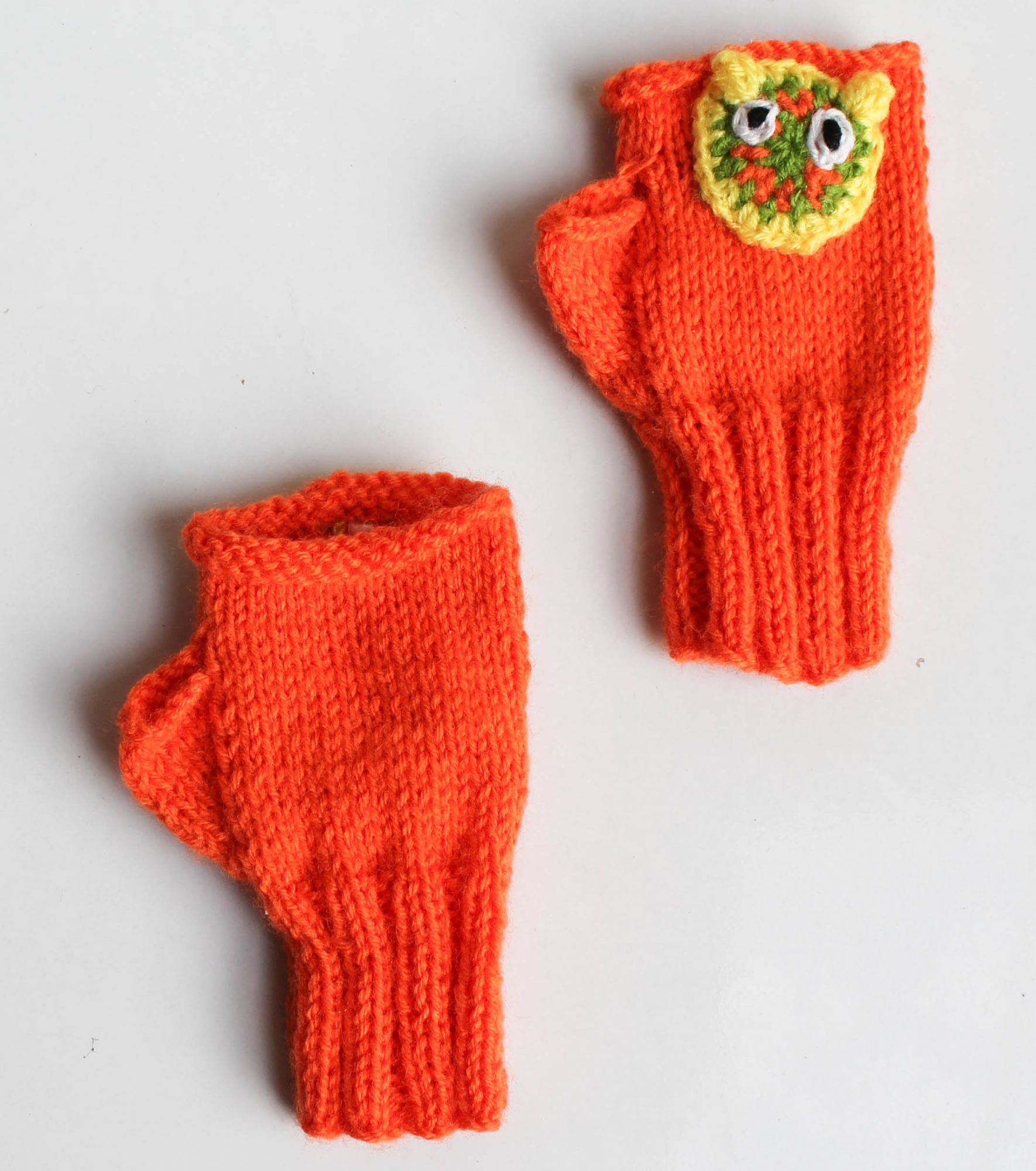 Woonie Handmade Face Detailing Gloves - Orange
