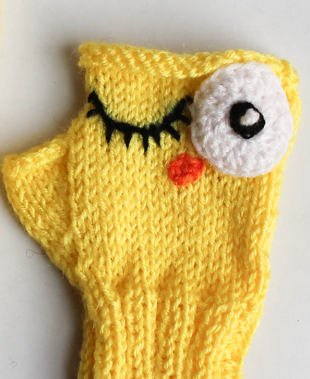 Woonie Handmade Eye Leshes Pattern Gloves - Yellow