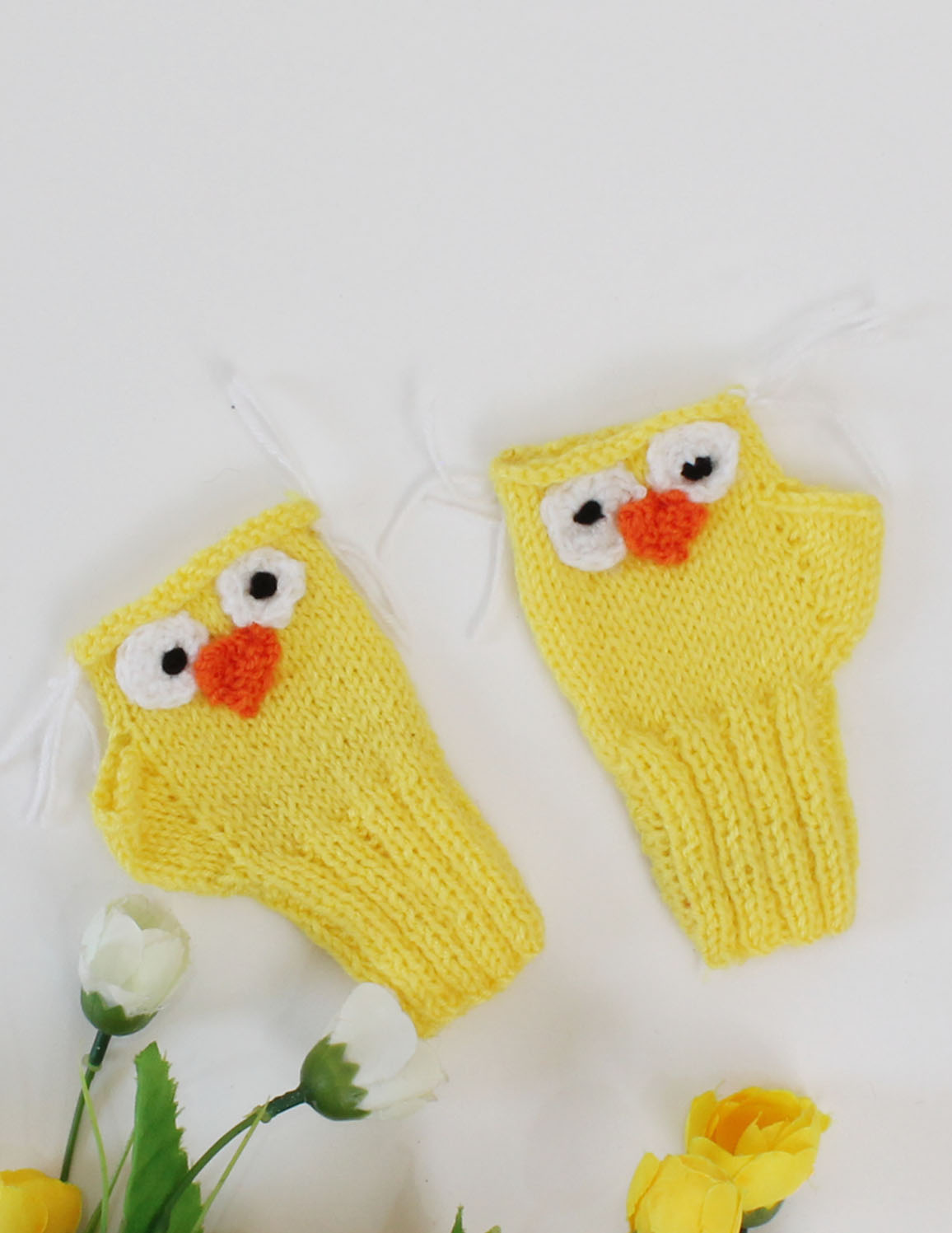 Handmade Knitted Fingerless Hen Design Gloves-Yellow