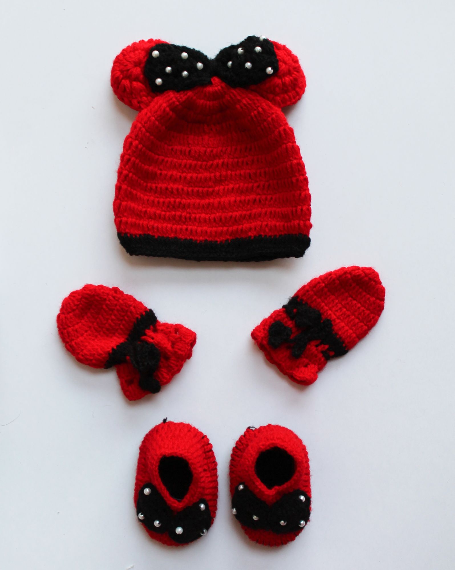 Woonie Handmade Bow Detailed Cap With Booties & Mittens - Red