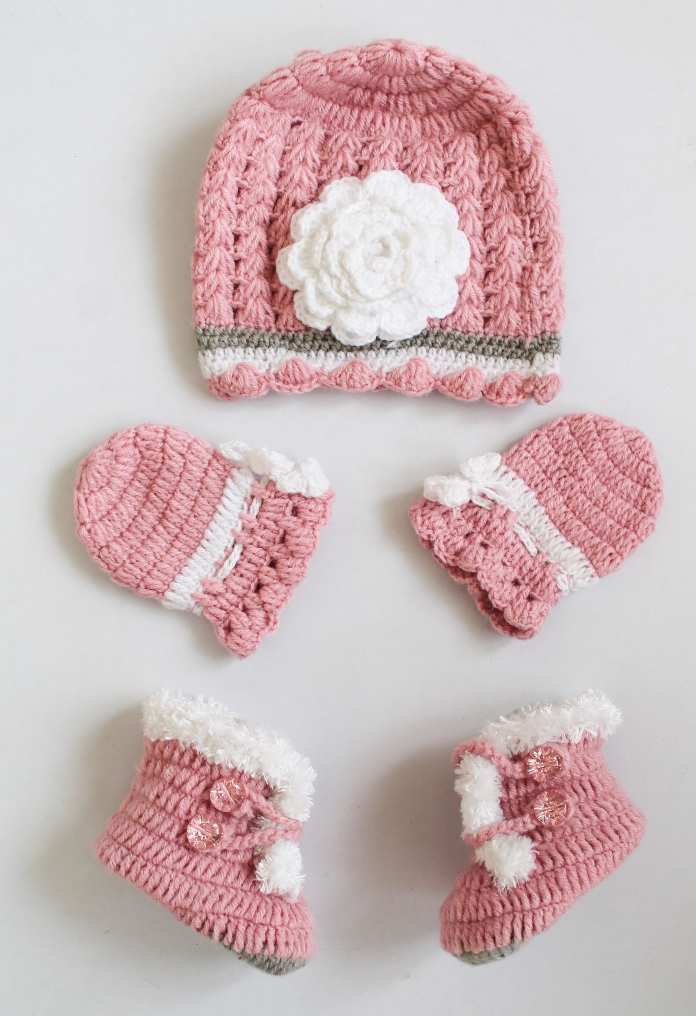 Woonie Handmade Floral Design Cap With Mittens & Booties - Pink