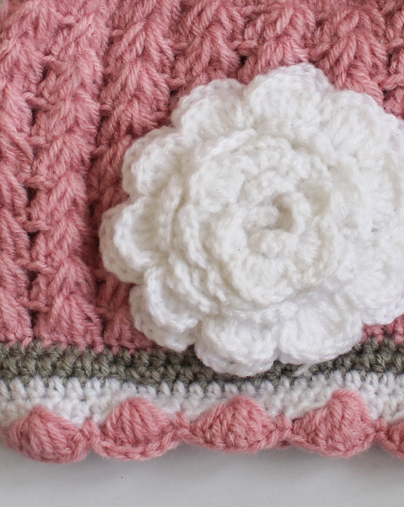 Woonie Handmade Floral Design Cap With Mittens & Booties - Pink
