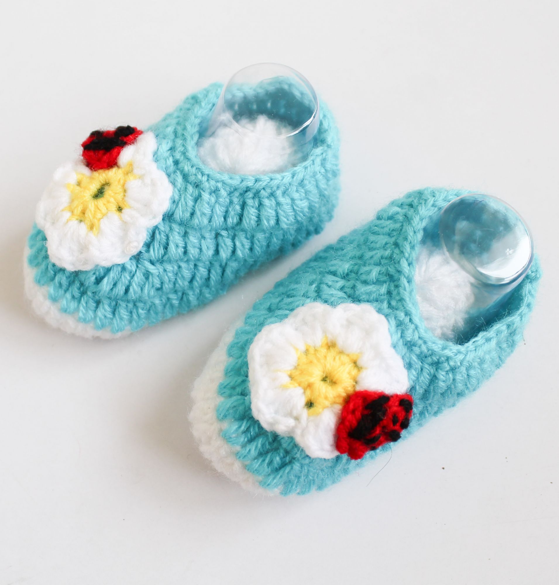 Woonie Handmade Floral Design Cap With Mittens & Booties - Blue