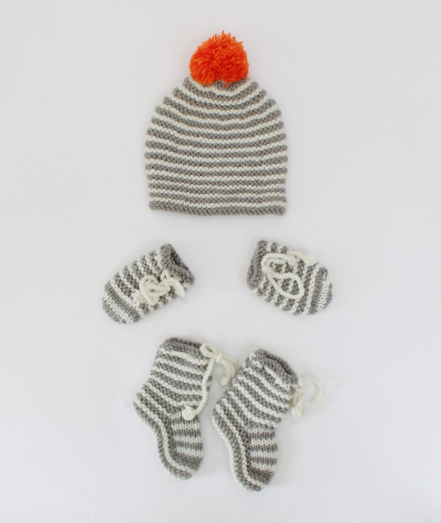 Woonie Handmade Knitted Striped Cap With Mittens & Booties - Grey & White