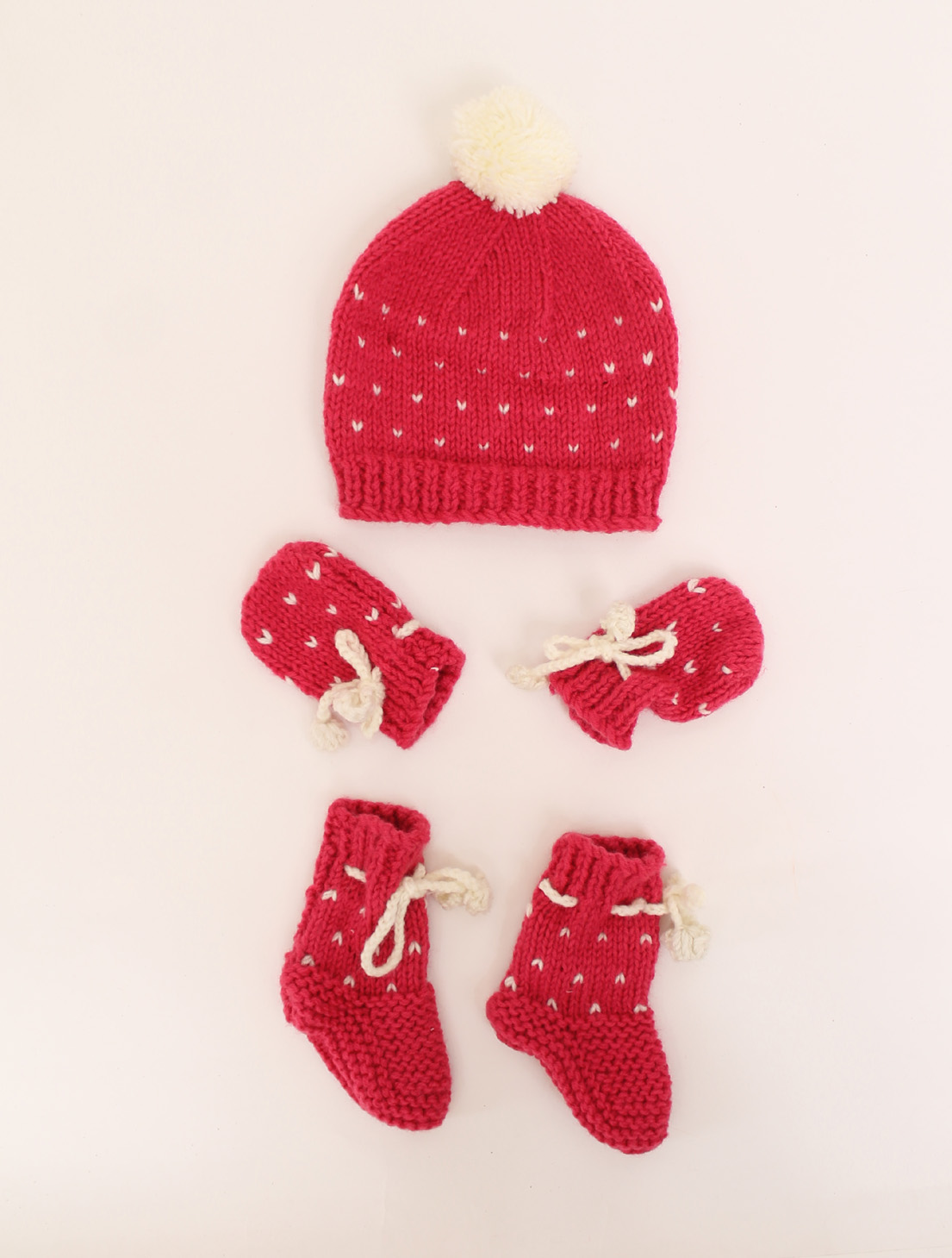 Woonie Handmade Knitted Embroidered Cap With Mittens & Booties - Pink
