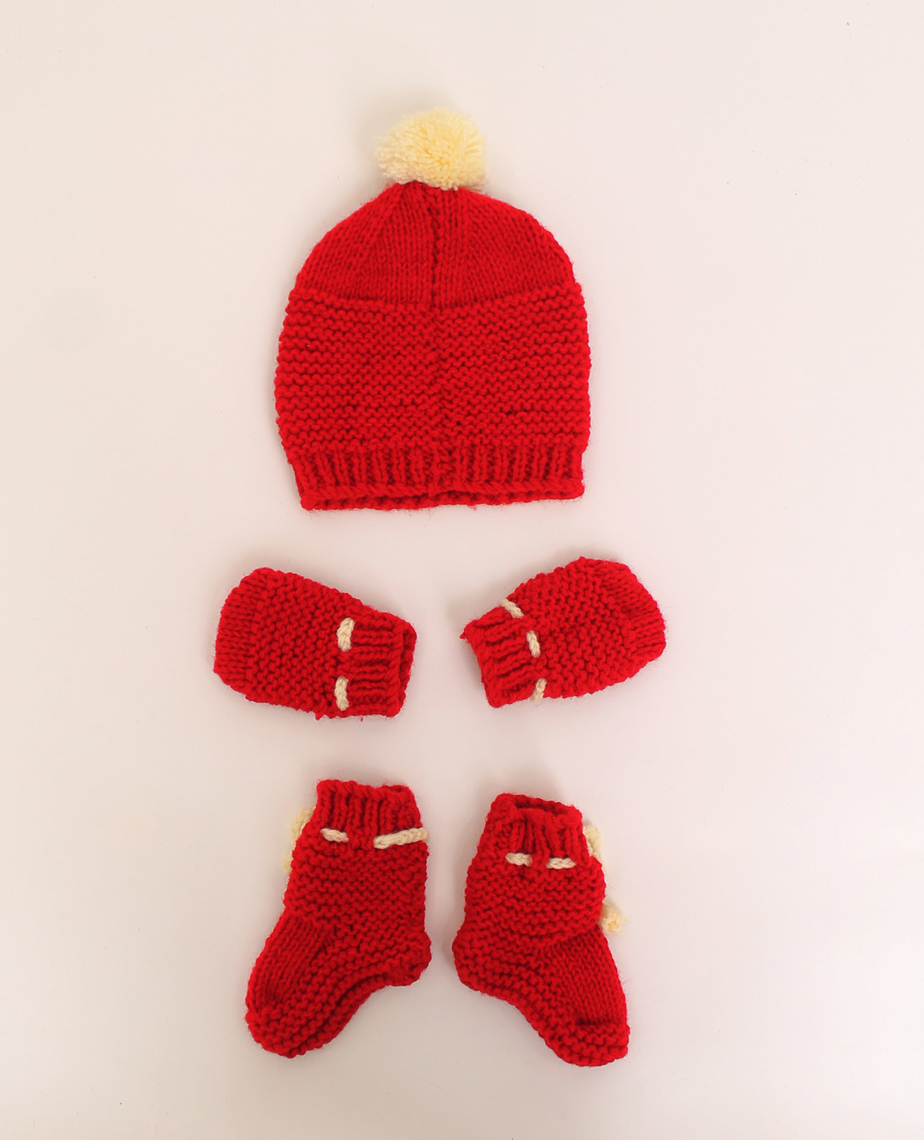 Woonie Handmade Knitted Self Design Cap With Mittens & Booties - Red