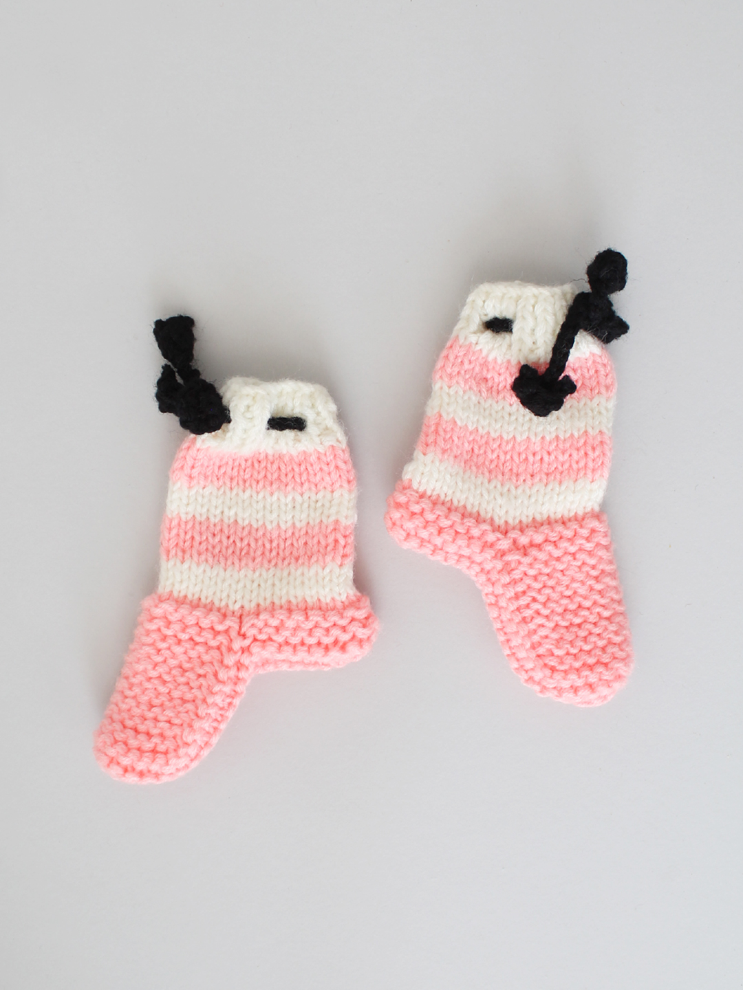 Woonie Handknitted Penguin Design Cap with Matching Mittens and Socks Set