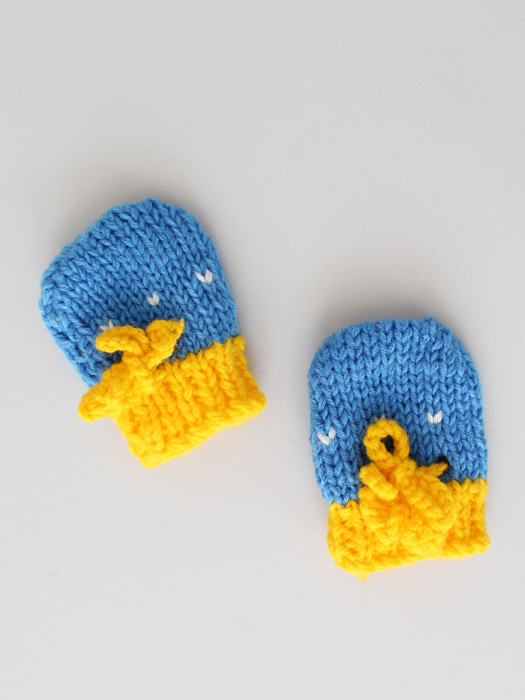 Woonie Handknitted Pom-Pom Cap with Matching Mittens and Socks Set