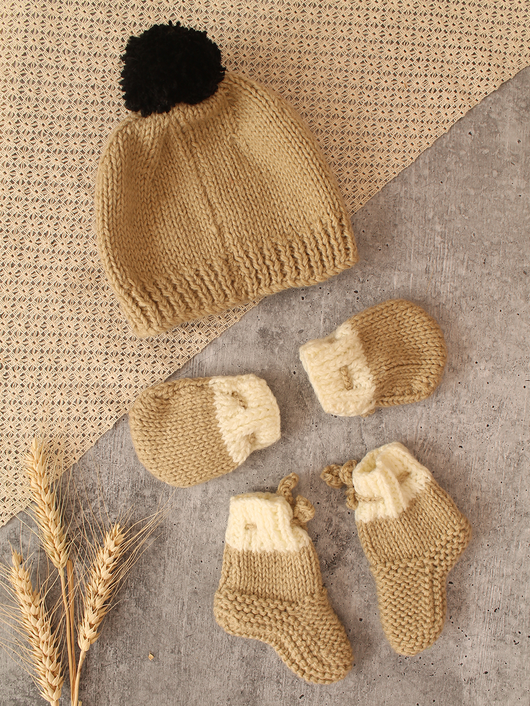 Woonie Handknitted Sleeping Bear Cap Mittens and Socks Set - Beige