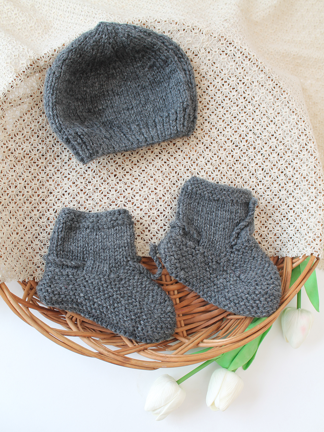 Woonie Handknitted Cap and Socks Set - Grey