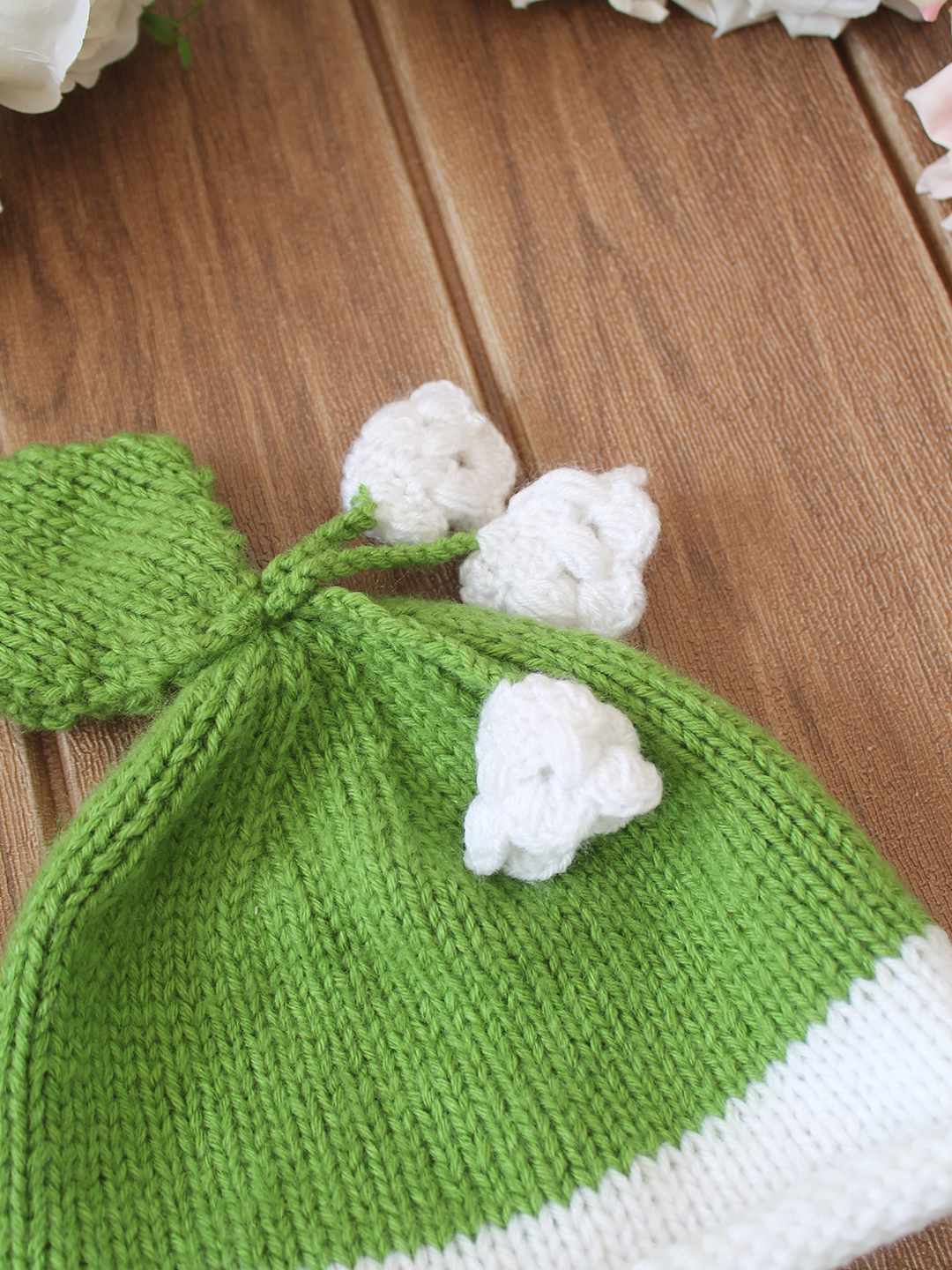 Woonie Handknitted Flower Cap Matching Mittens and Socks Set - Green