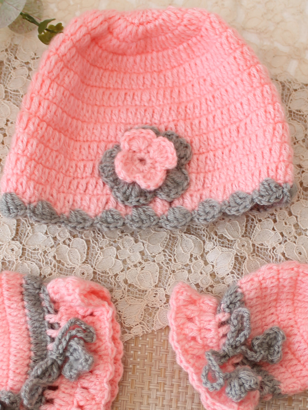 Woonie Crochet Floral Applique Cap Matching Mittens and Socks Set - Peach