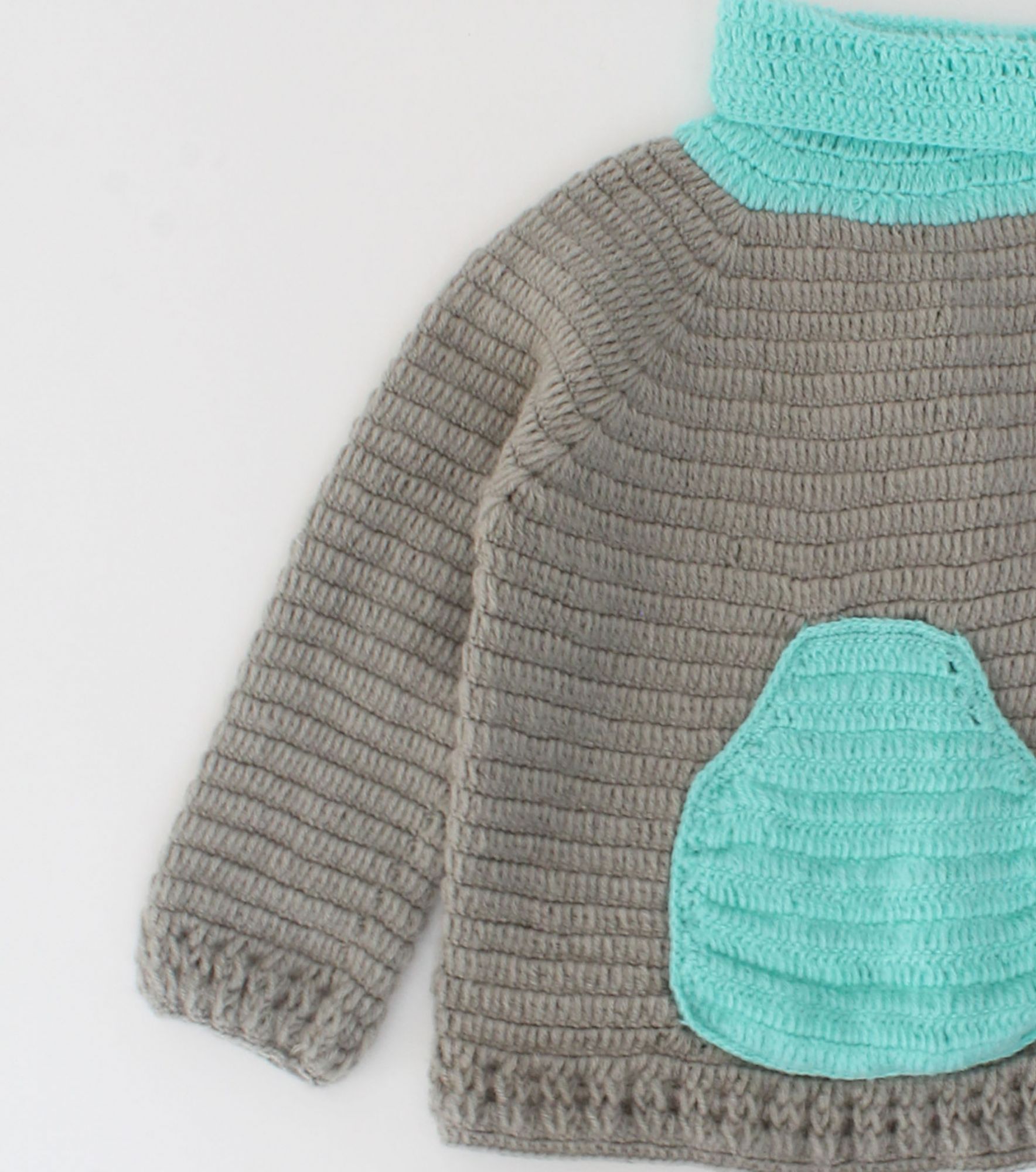 Crochet Full Sleeves Kangaroo Pocket Sweater - Grey
