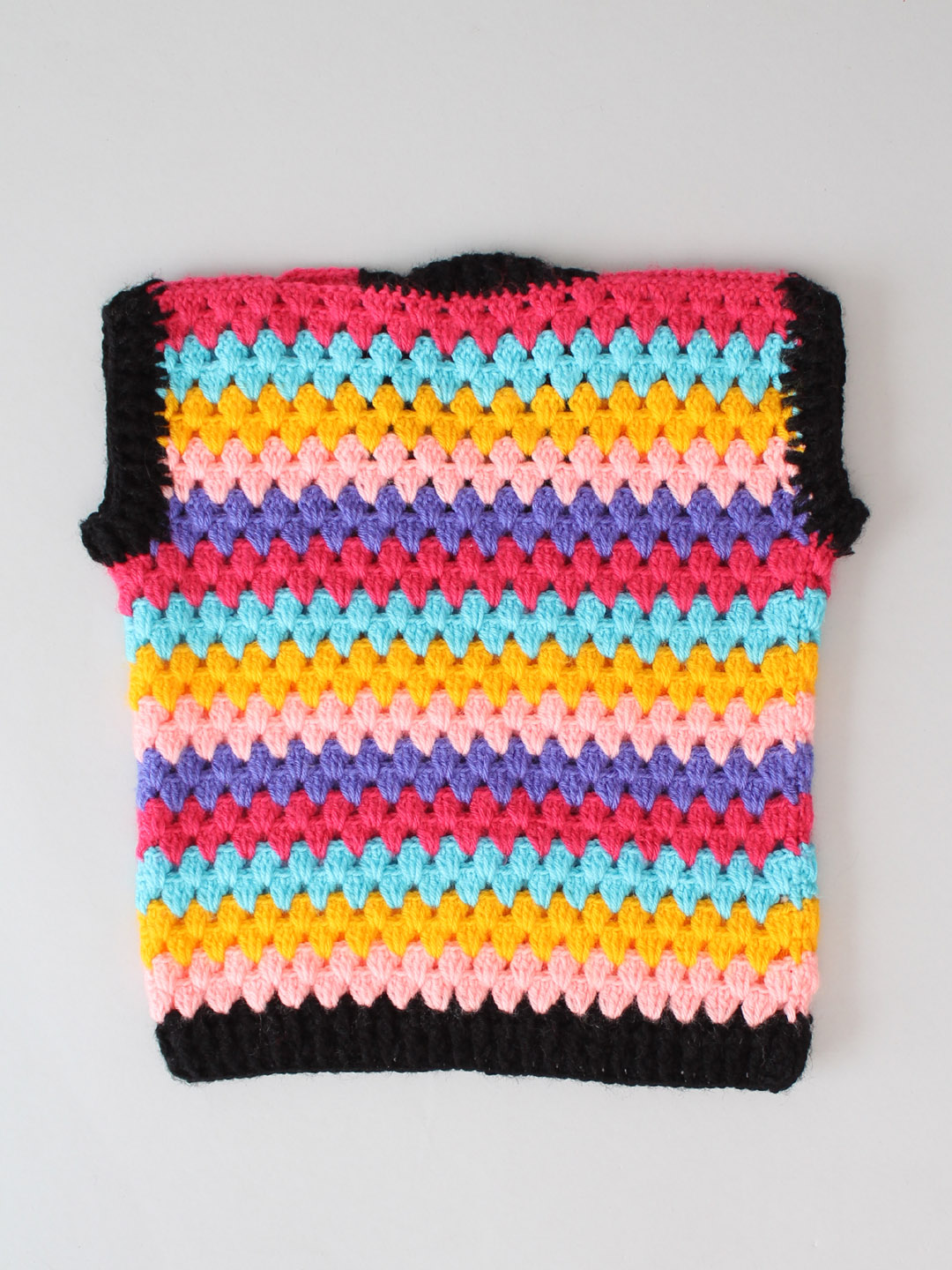 Crochet Granny Stitch Sleeveless Sweater for New Born - Multi