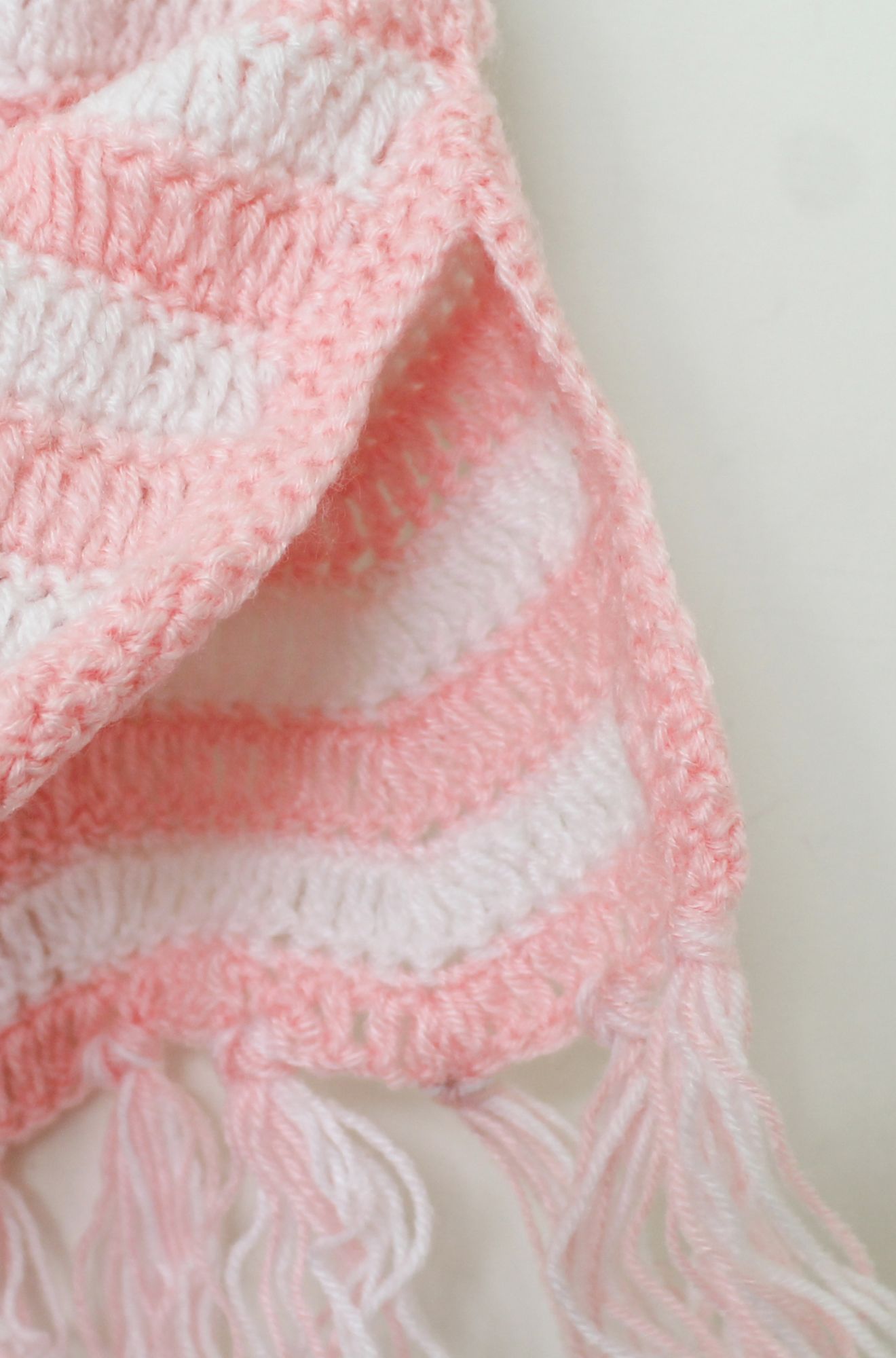 Woonie Handmade Crochet with Zigzag Pattern Tassels Design Front Openable Poncho-Pink