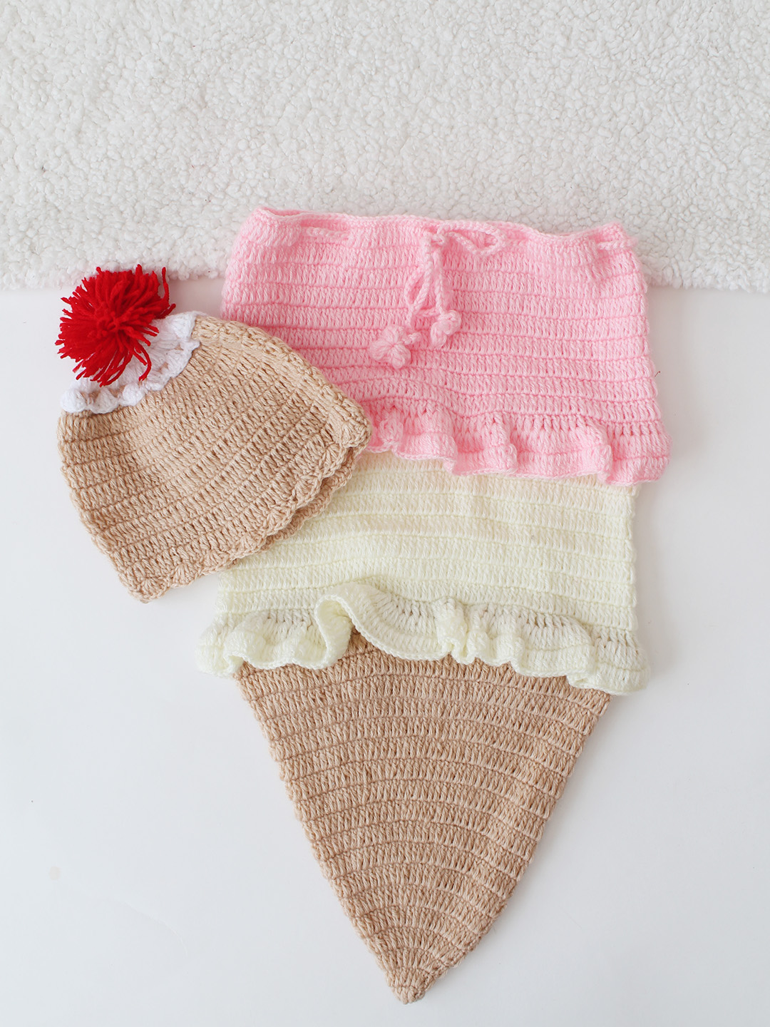 Woonie Ice-cream Cone Design Infant Photography Prop - Multicolor