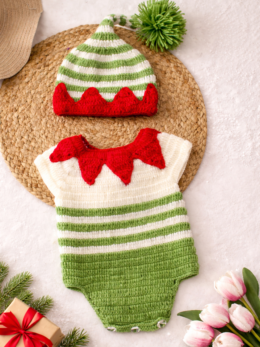 Woonie  Christmas Eif Photography Set  Multi