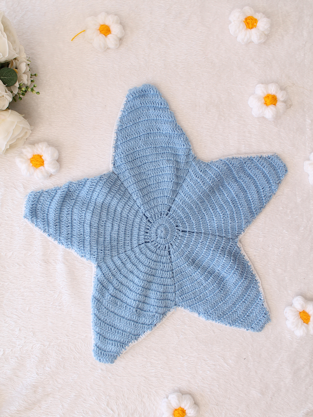 Woonie Newborn Star Shaped Photography Prop - Blue