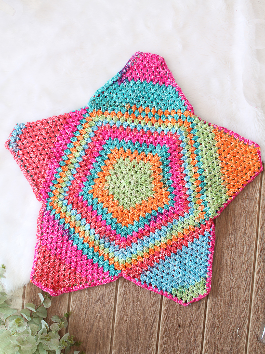 Woonie Newborn Star Shaped Photography Prop - Multicolor