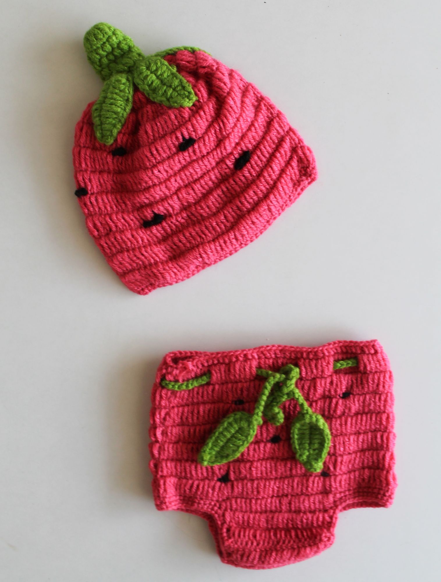 Woonie Strawberry Detailing Cap With Bloomer - Pink