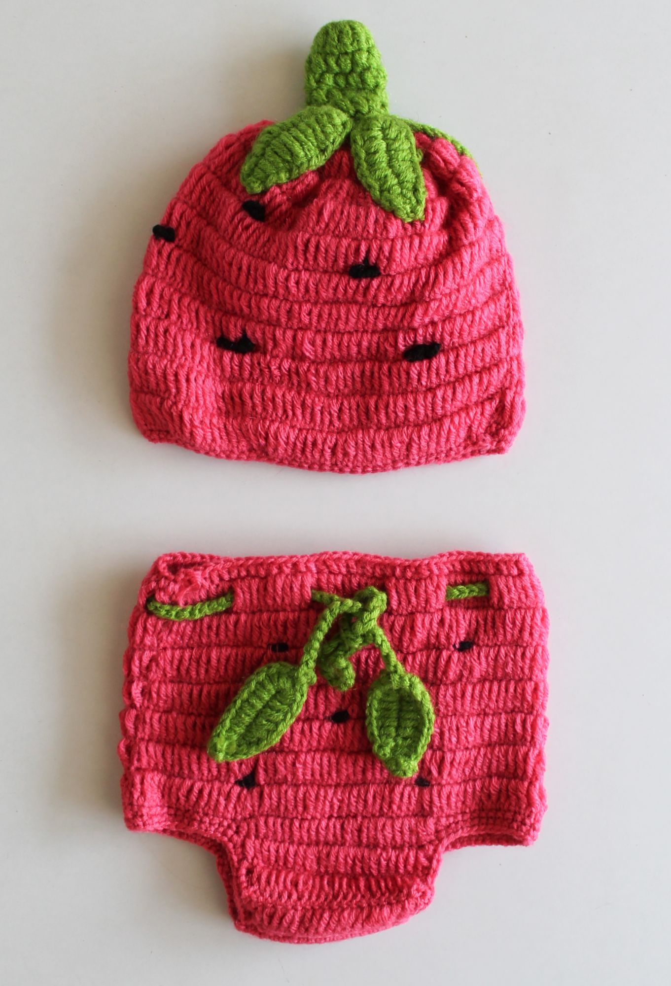 Woonie Strawberry Detailing Cap With Bloomer - Pink