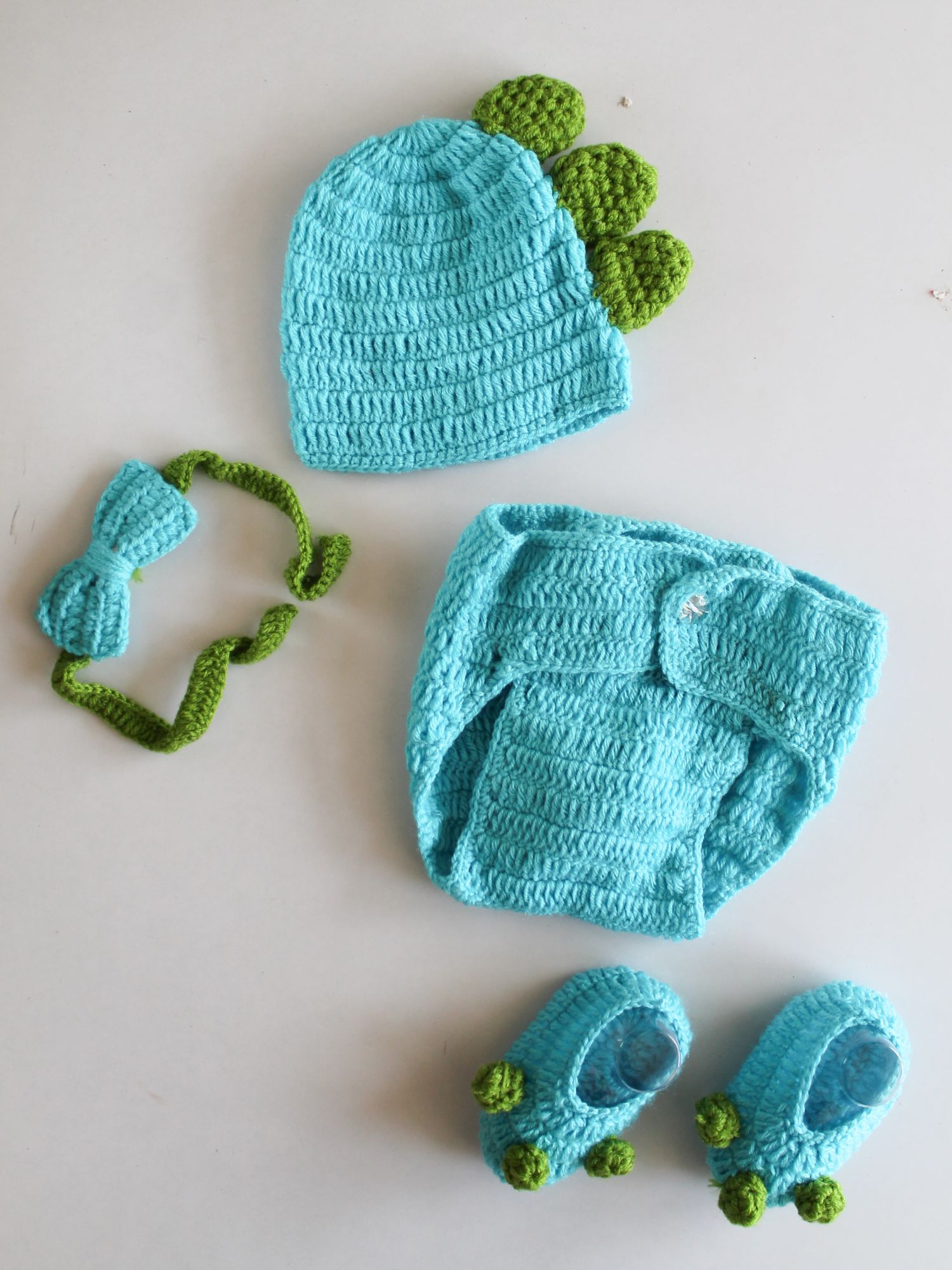 Woonie Solid Cap With Bloomer Hair Band & Booties - Blue
