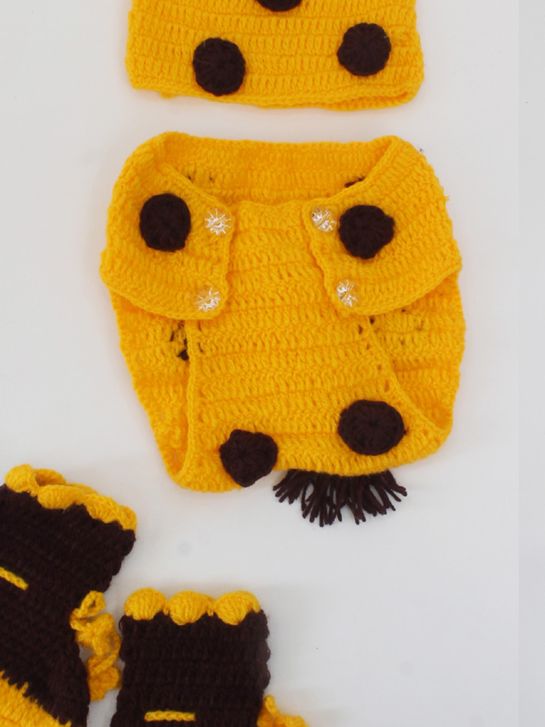 Woonie Giraffe Theme Ear Detailed Cap With Coordinating Bloomer & Booties Photography Prop - Yellow