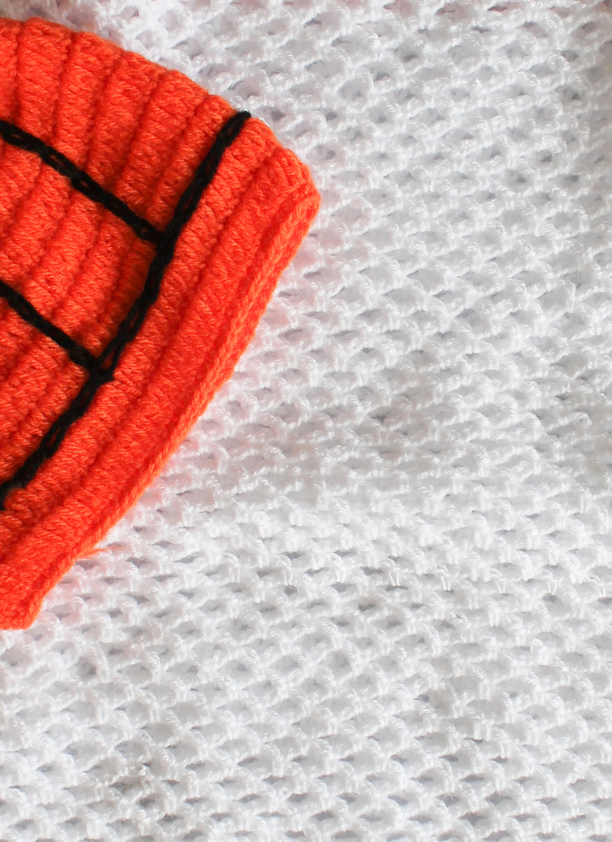 Woonie Basketball Design Detailed Cap With Basketball Net Photography Prop - White & Orange