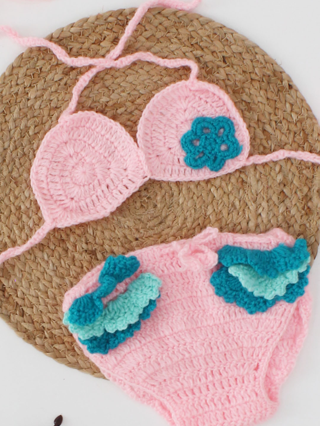 Woonie Flower Detailed Bikini Style Costume Top With Bloomer - Pink