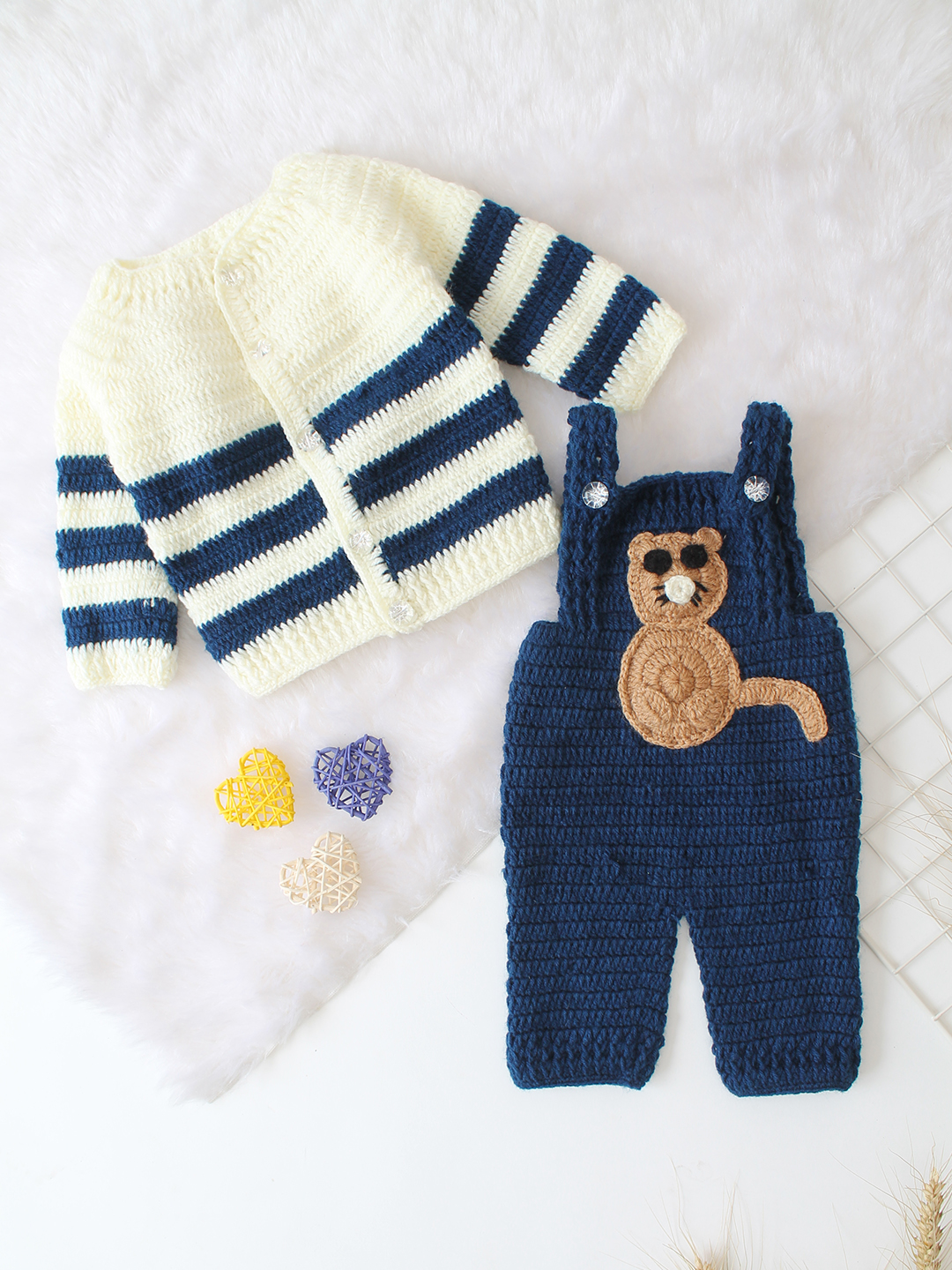 Woonie Crochet Dungaree with Sweater - Self Designvy