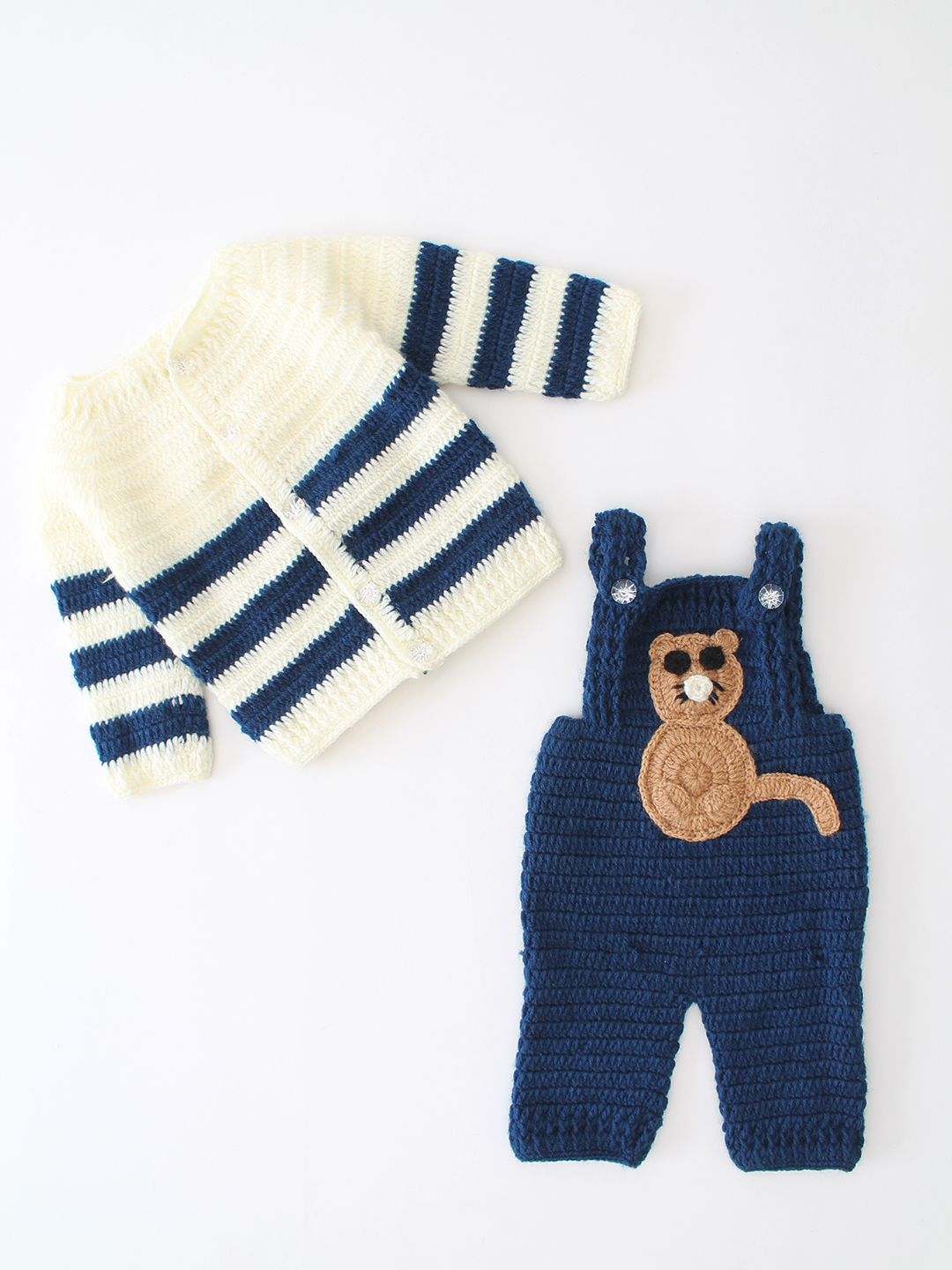 Woonie Crochet Dungaree with Sweater - Self Designvy