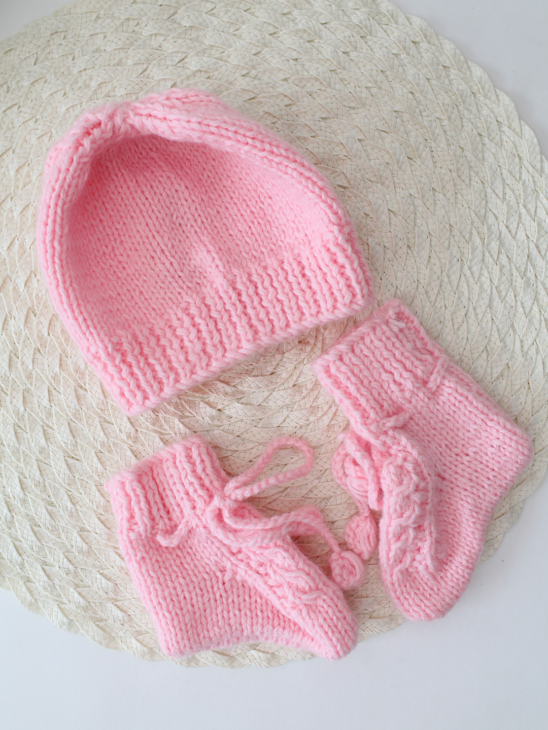 Woonie Handknitted Self Design Jumpsuit with Matching Cap and Socks - Pink