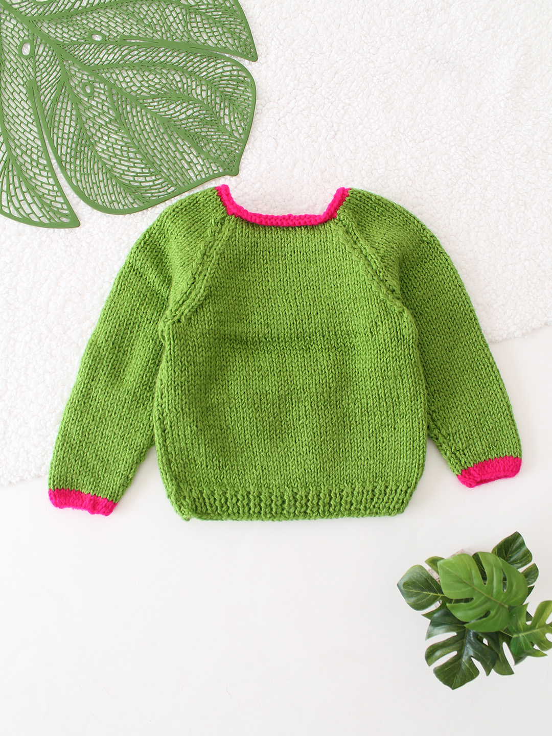 Puppy Design Handknitted Sweater - Green
