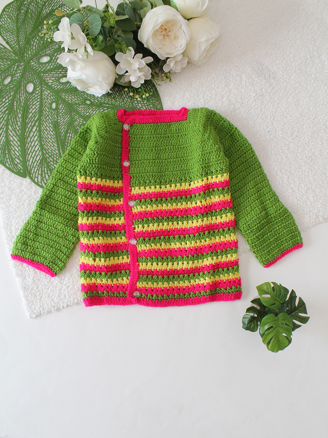 Assymetric Buttoned Crochet Cardigan - Green